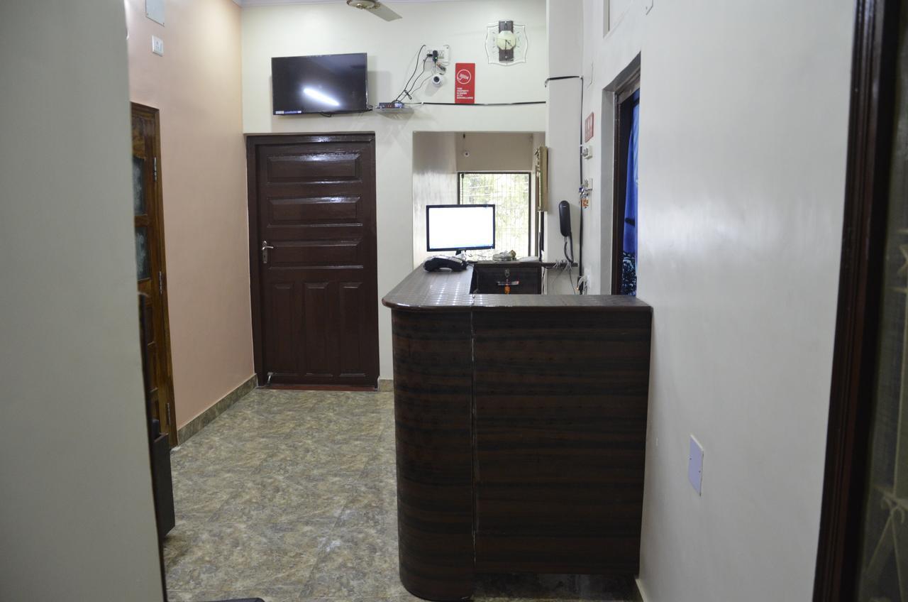 Oyo 7622 Varanasi Stays Esterno foto